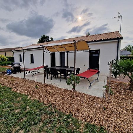 Coeur De Village Commerces Proximite Center Parcs Les-Trois-Moutiers 외부 사진