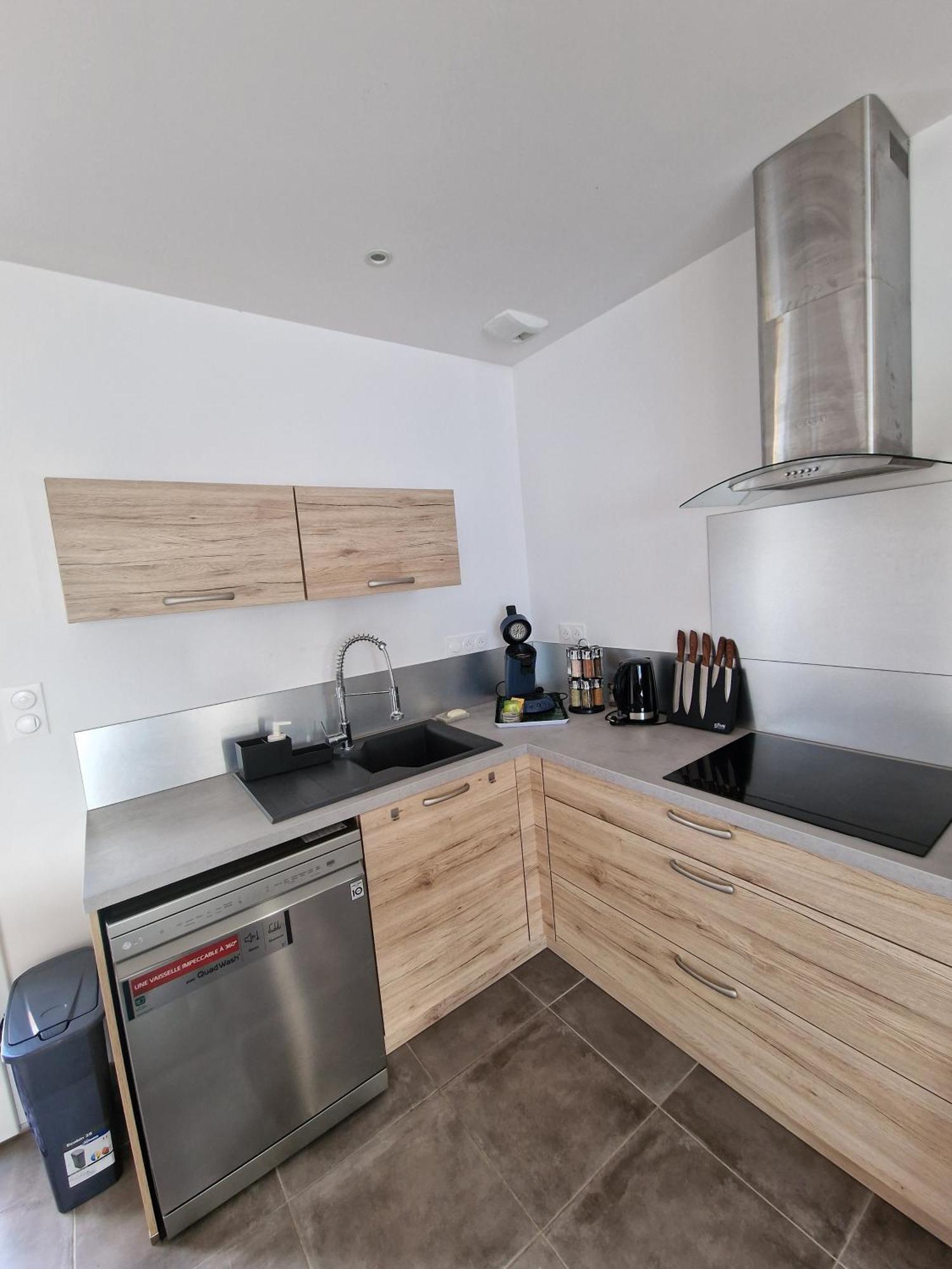 Coeur De Village Commerces Proximite Center Parcs Les-Trois-Moutiers 외부 사진